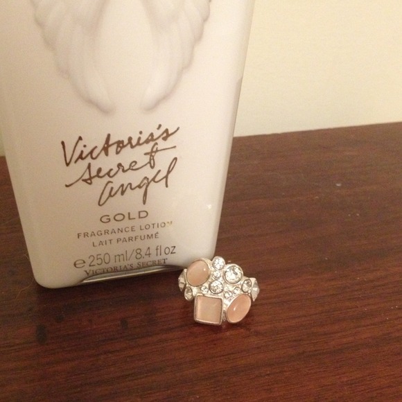 Rhinestone Cluster Ring