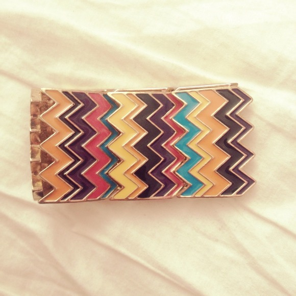 Bracelet - Picture 2 of 2