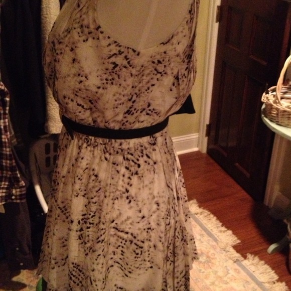 Sold - Picture 2 of 4