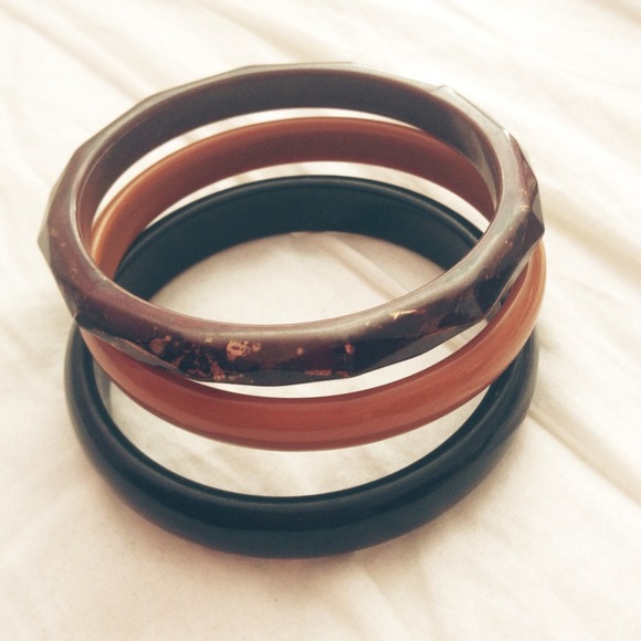 Trio - Picture 2 of 2