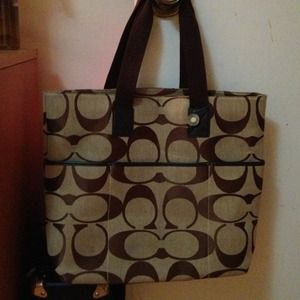 Coach large tote/luggage