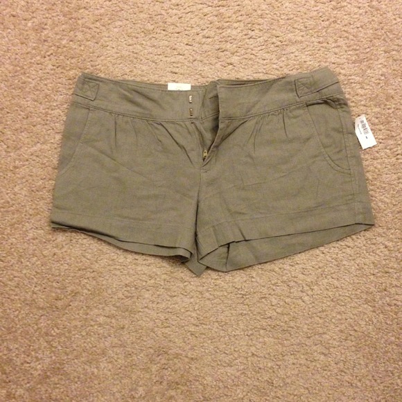 Dark khaki shorts❌❌❌SOLD