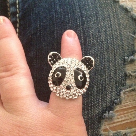 Very cute panda ring! - Picture 3 of 3
