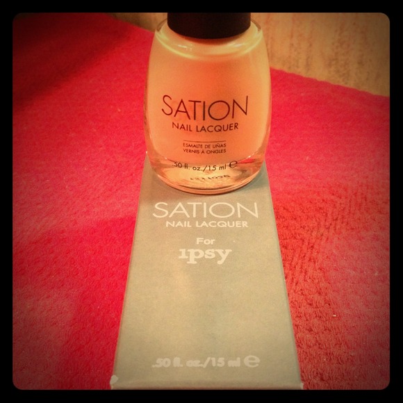 Sation nail polish