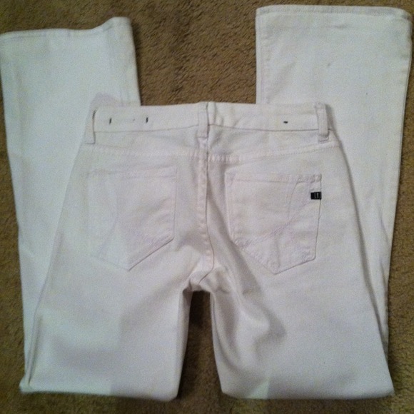 Sold - Picture 3 of 3