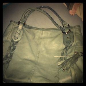 Super cute big Kenneth Cole gray handbag