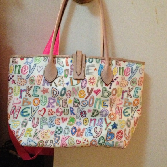 Adorable Dooney and Bourke tote RESERVED