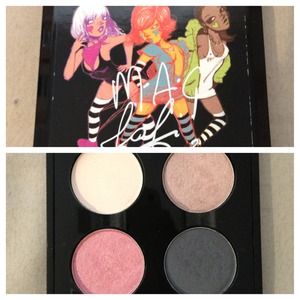 ✨Authentic MAC x Fafi Quad Eyeshadow ✨