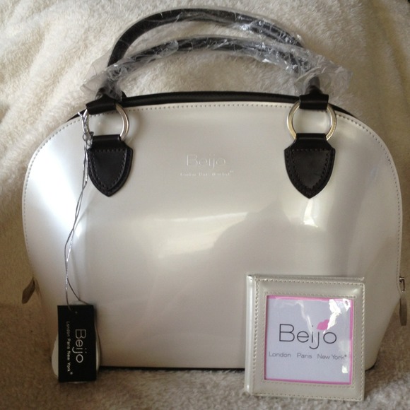 Beijo pearl white bag ✨New reduction✨