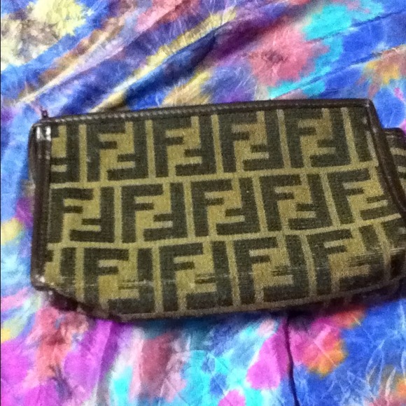 BUNDLE