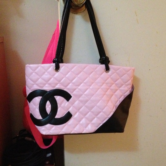 Chanel tote