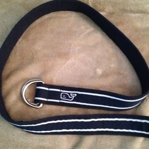 Vineyard vines size M belt. Reserved for Melanie !