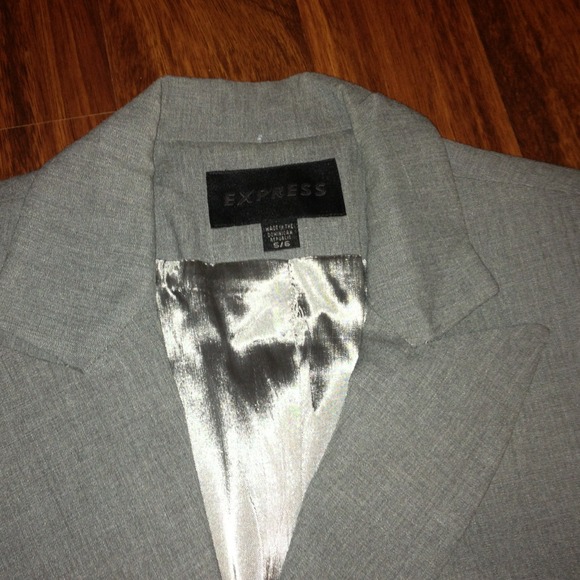Express 2 piece suit - Picture 3 of 3