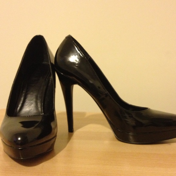 Aldo black pumps - Picture 3 of 3