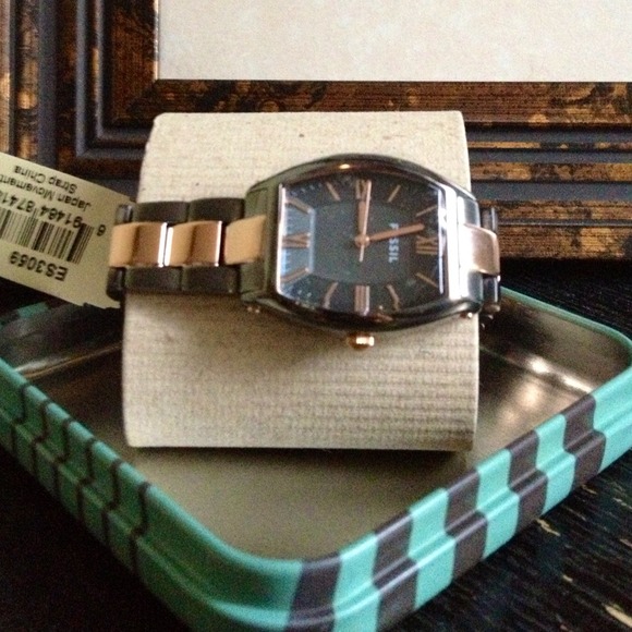 SOLD! Fossil Lady's Wallace Gold Toned Watch