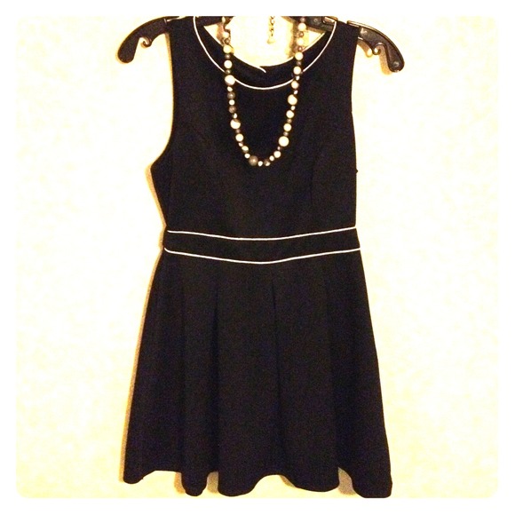 Black & white small dress. Used once