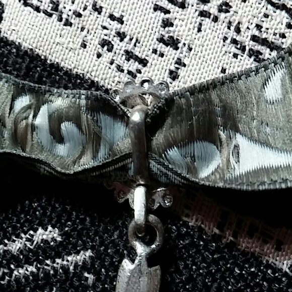Antiqued Cross Choker SALE $16 - Picture 3 of 3