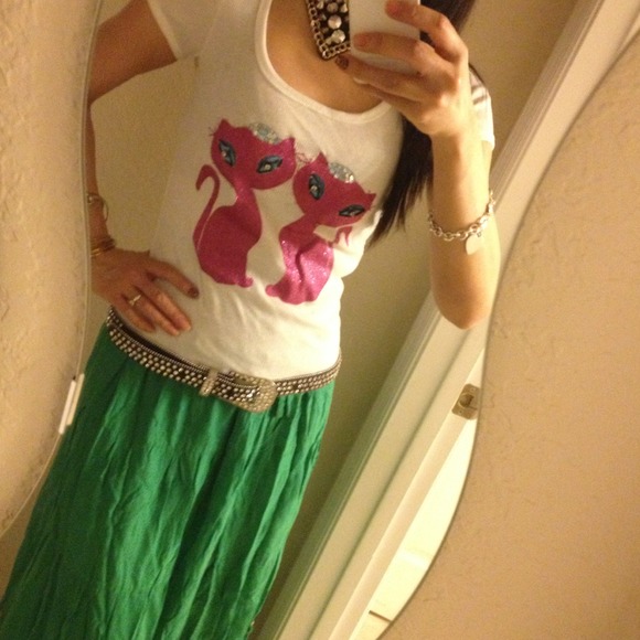 ⛔Sold bundle👏👏Cute T lace back❤ - Picture 2 of 4