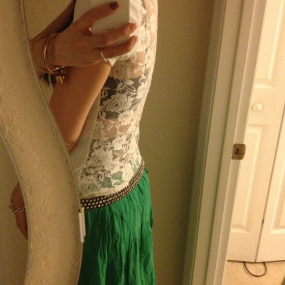 ⛔Sold bundle👏👏Cute T lace back❤ - Picture 3 of 4