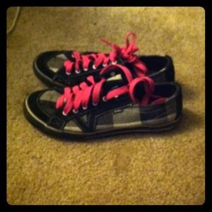 Vans with pink laces