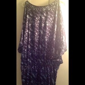 Open sleeves stamp dress