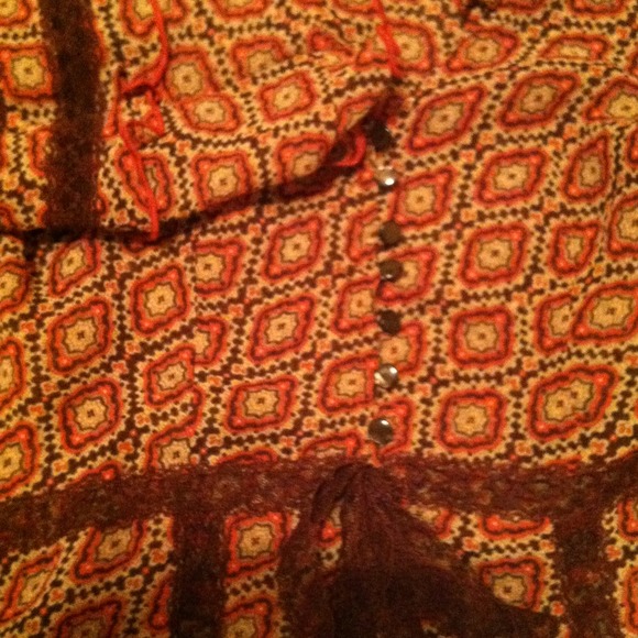 The limited silk blouse - Picture 4 of 4