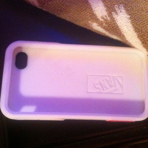 Vans iPhone 4/4s case - Picture 2 of 3