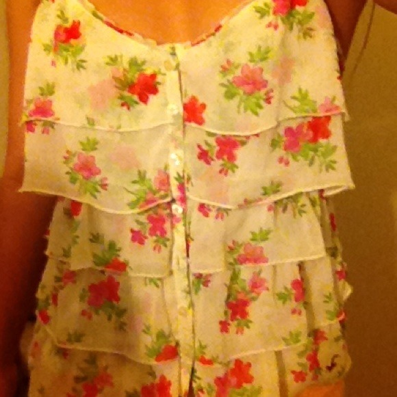 Floral Ruffle Tank Top - Picture 2 of 3