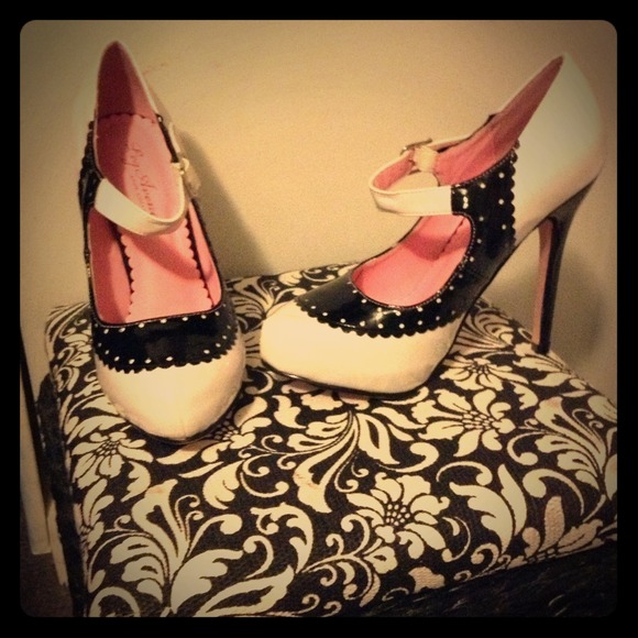 Vintage costume shoes