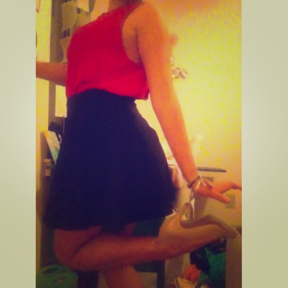 Red crop top🔴 - Picture 1 of 4