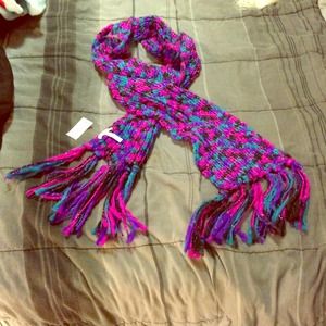 Reduced!! Multi colored Aeropostale scarf