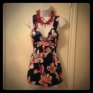 ♦Sold!! Guess summer top!