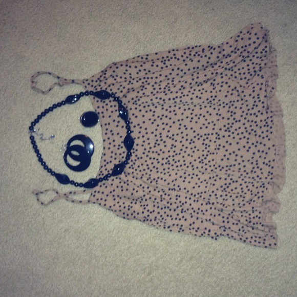 Bundle! Tank earrings ring and necklace - Picture 1 of 2