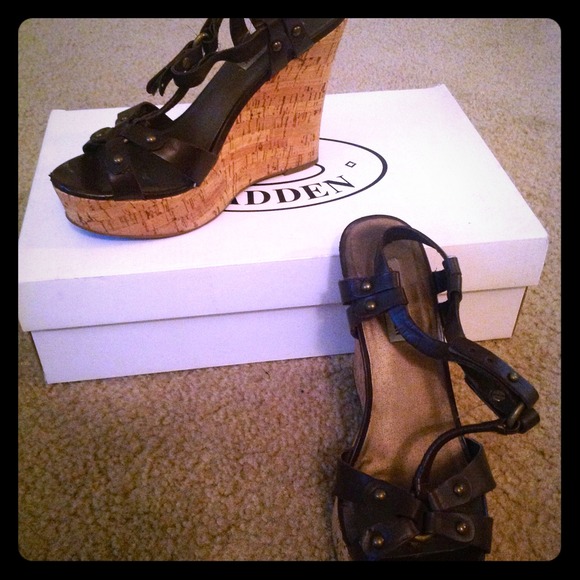 Brown Steve Madden Wedges