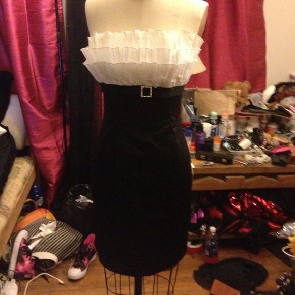 Black and white evening dress!