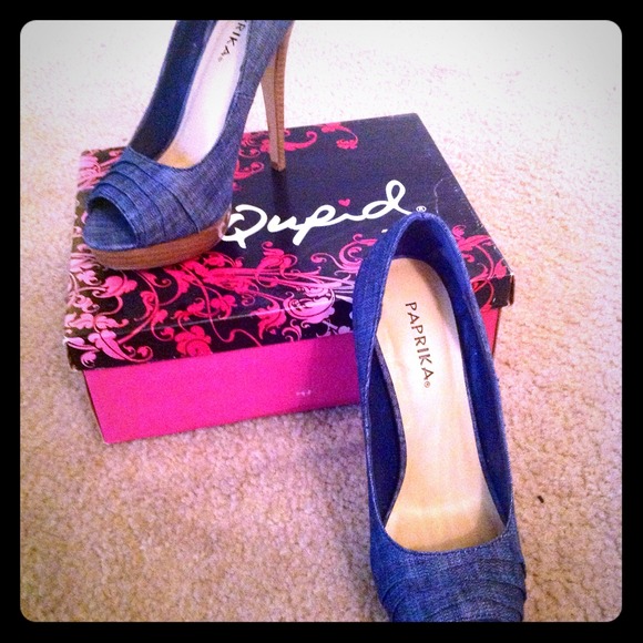 Jeans open toe pump