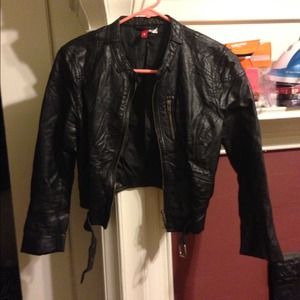 Cropped H&M faux leather jacket