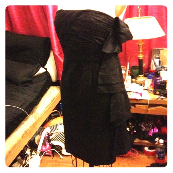 Cute black BCBG dress!
