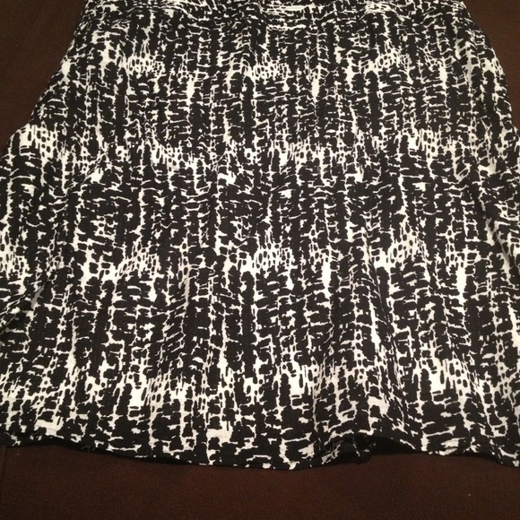 Black skirt