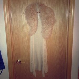 Angora fur collar long vest! Cream colored