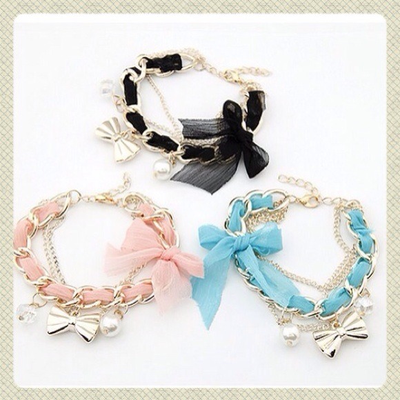 Black Bow & Charms Gold Tone Bracelet - Picture 2 of 2