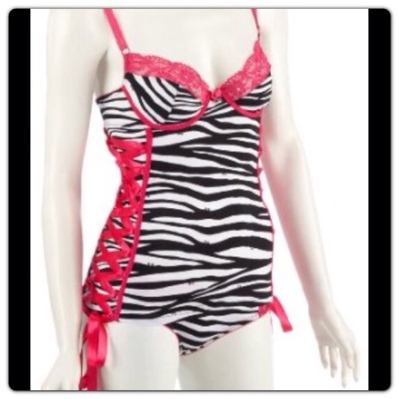 ✨SOLD✨ Dolce & Gabbana Wild Ways lingerie set