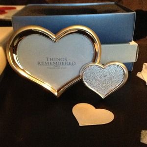 Things Remembered double heart frame