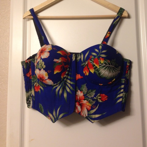 Crop top/corset