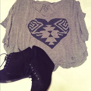 Aztec heart top