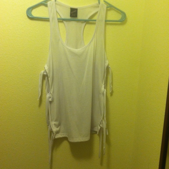 Sold for bundle💖White tops