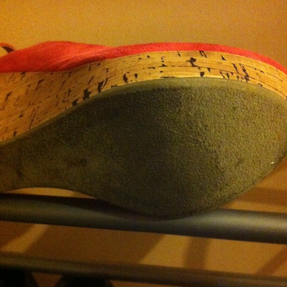 Very cute shoes - Picture 3 of 3