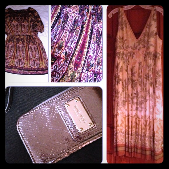 🎀Bundle🎀 2 dresses, Wristlet