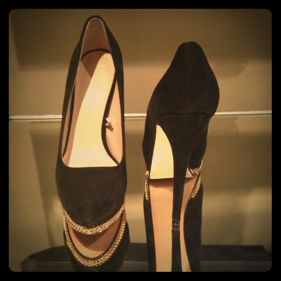 Zara Woman Cruise 13 Pump