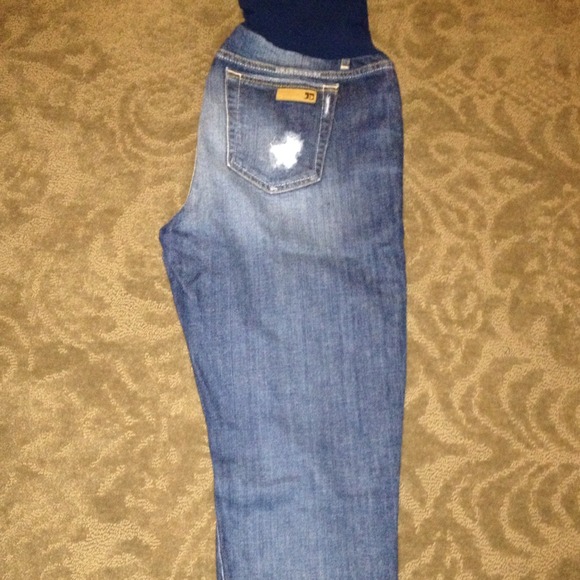 Maternity Jeans - crop cut